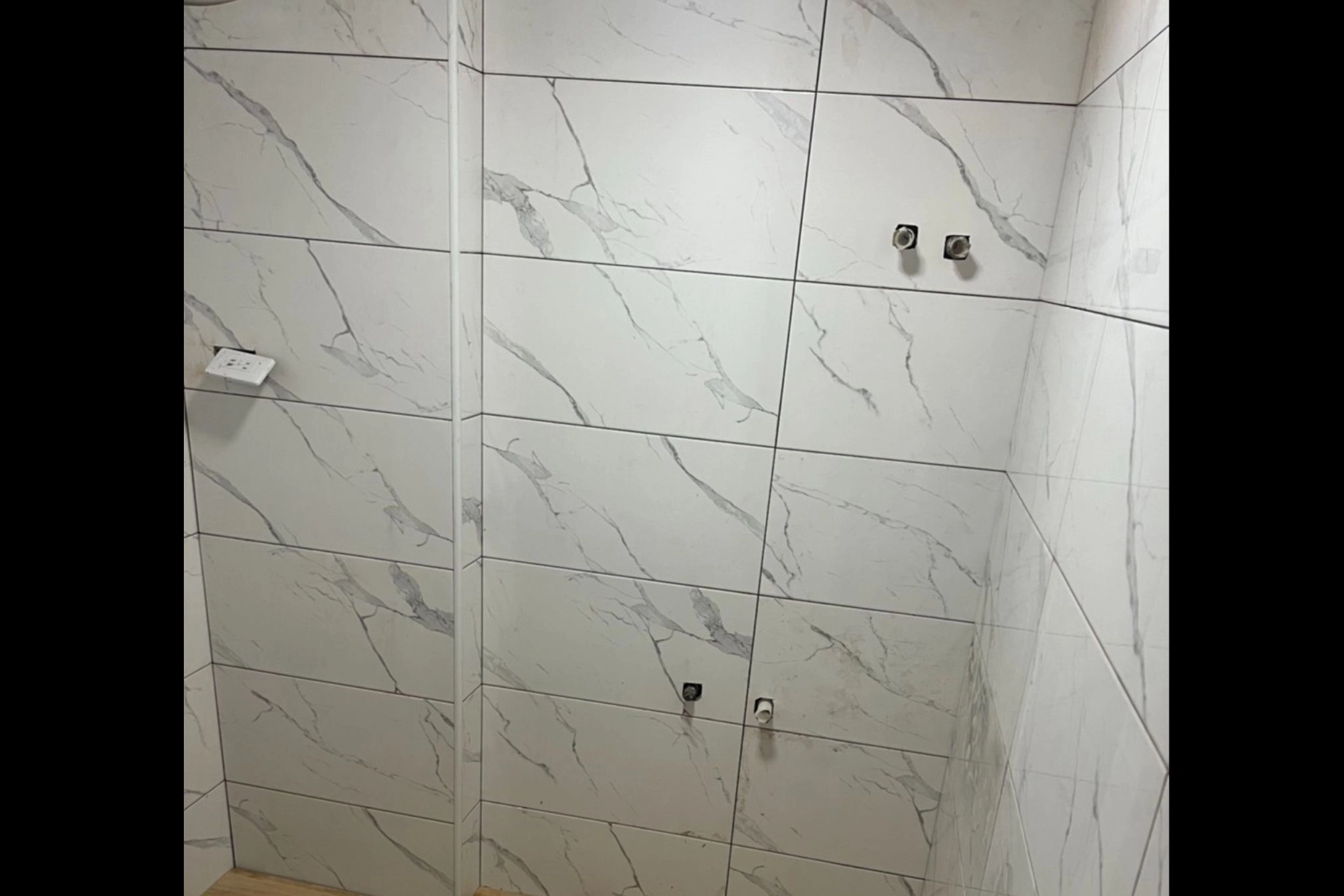 高亮釉立體銀狐白30x60 3