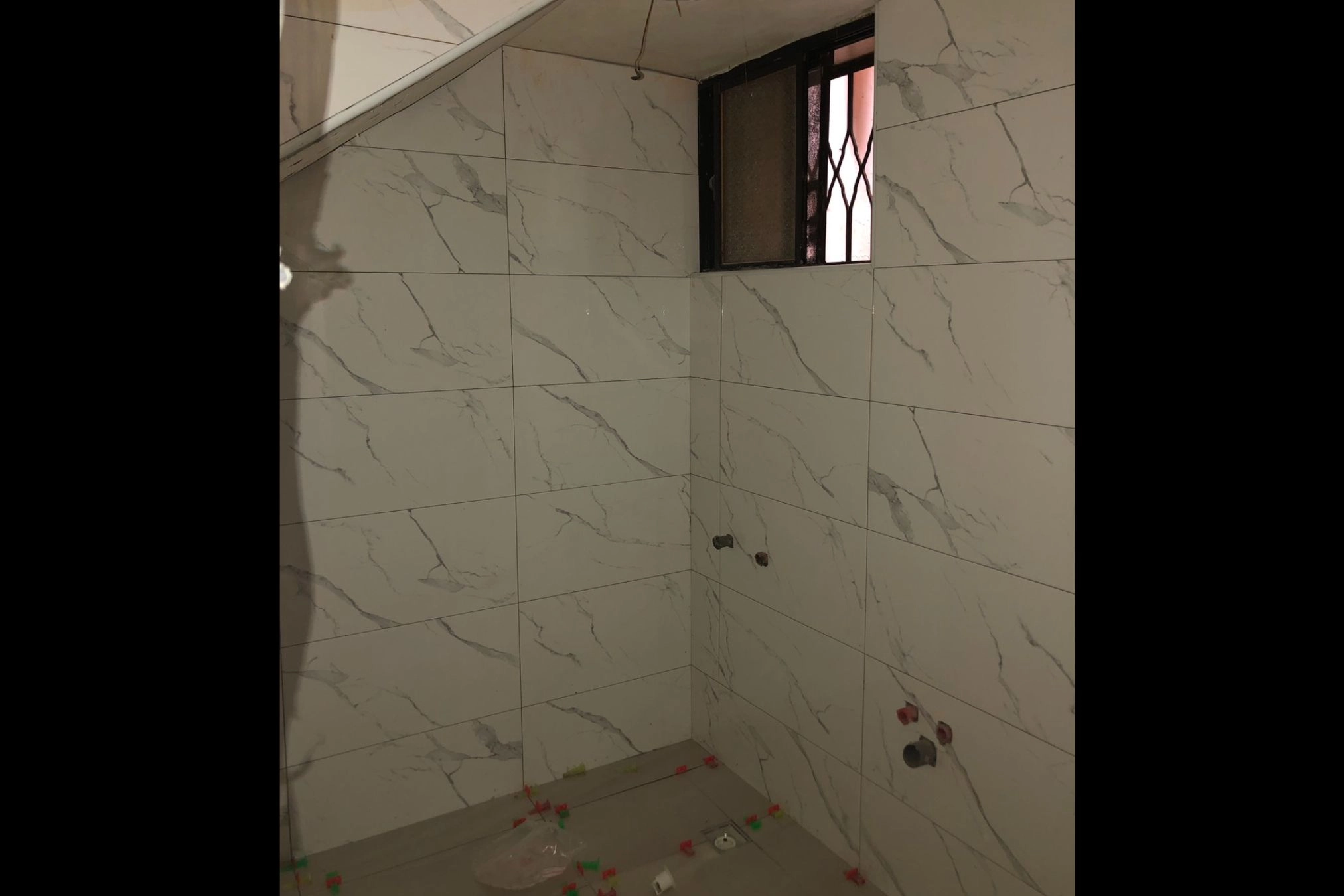 高亮釉立體銀狐白30x60 2